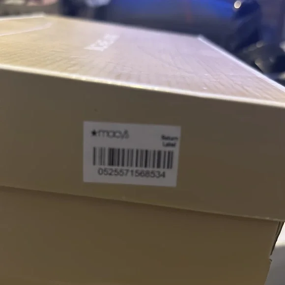 Michael Kors sandals - Picture 6 of 8